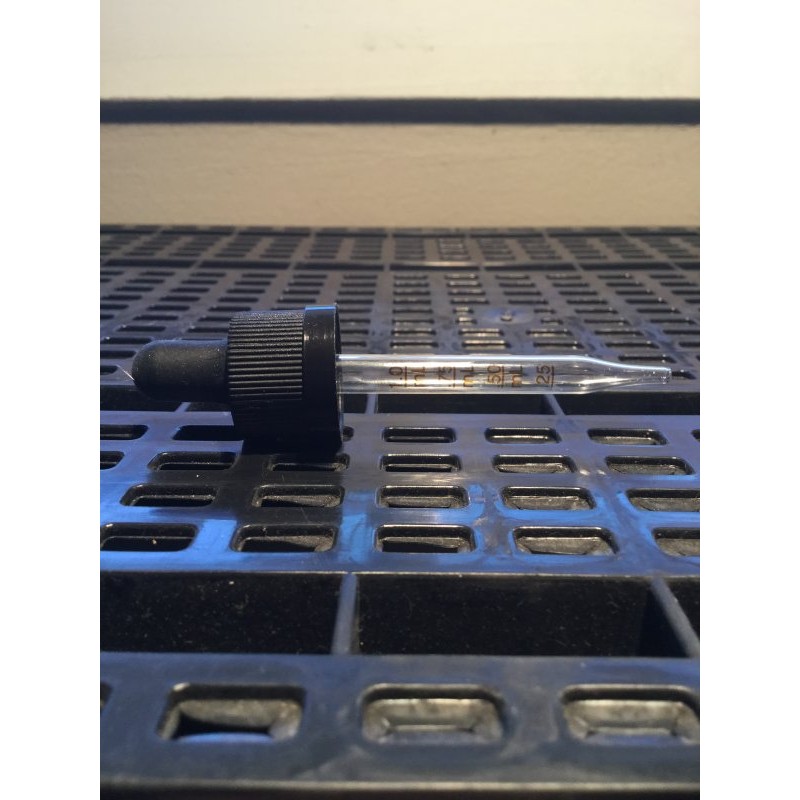 Black dropper CRC graduated 30ml 18mm Black dropper CRC graduated 30ml 18mm-18mm-WTF Lab